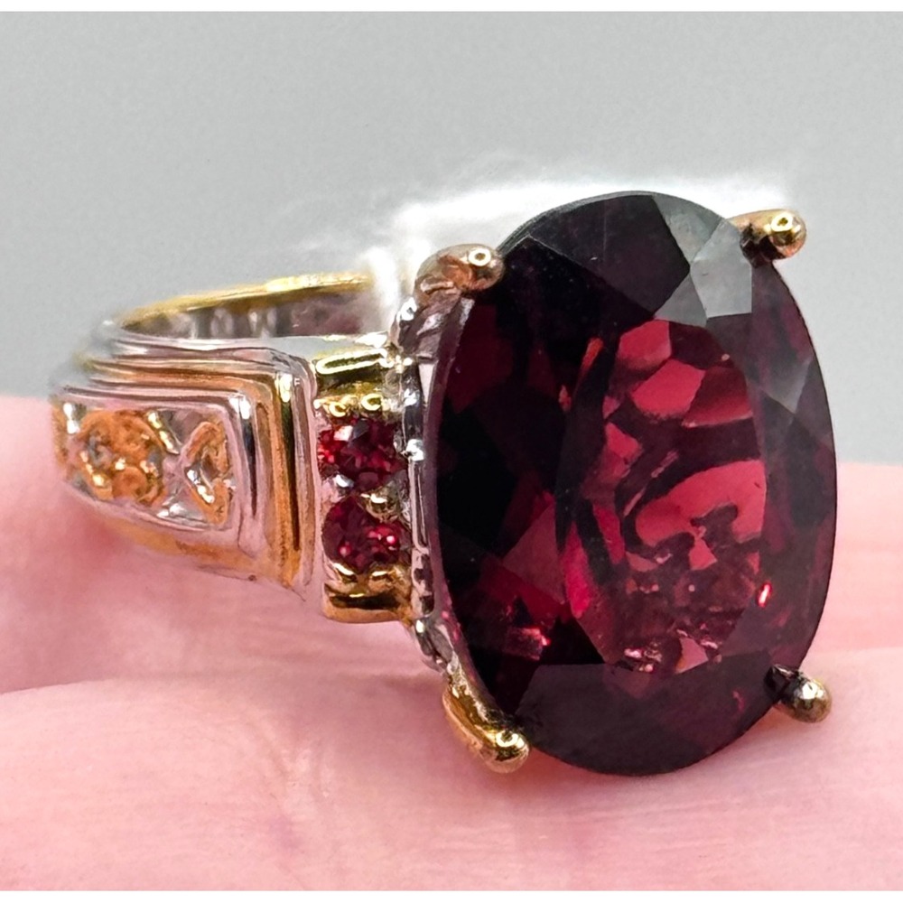 Michael Valitutti Gems en Vogue Sterling Silver Garnet Cocktail Ring Size 5
